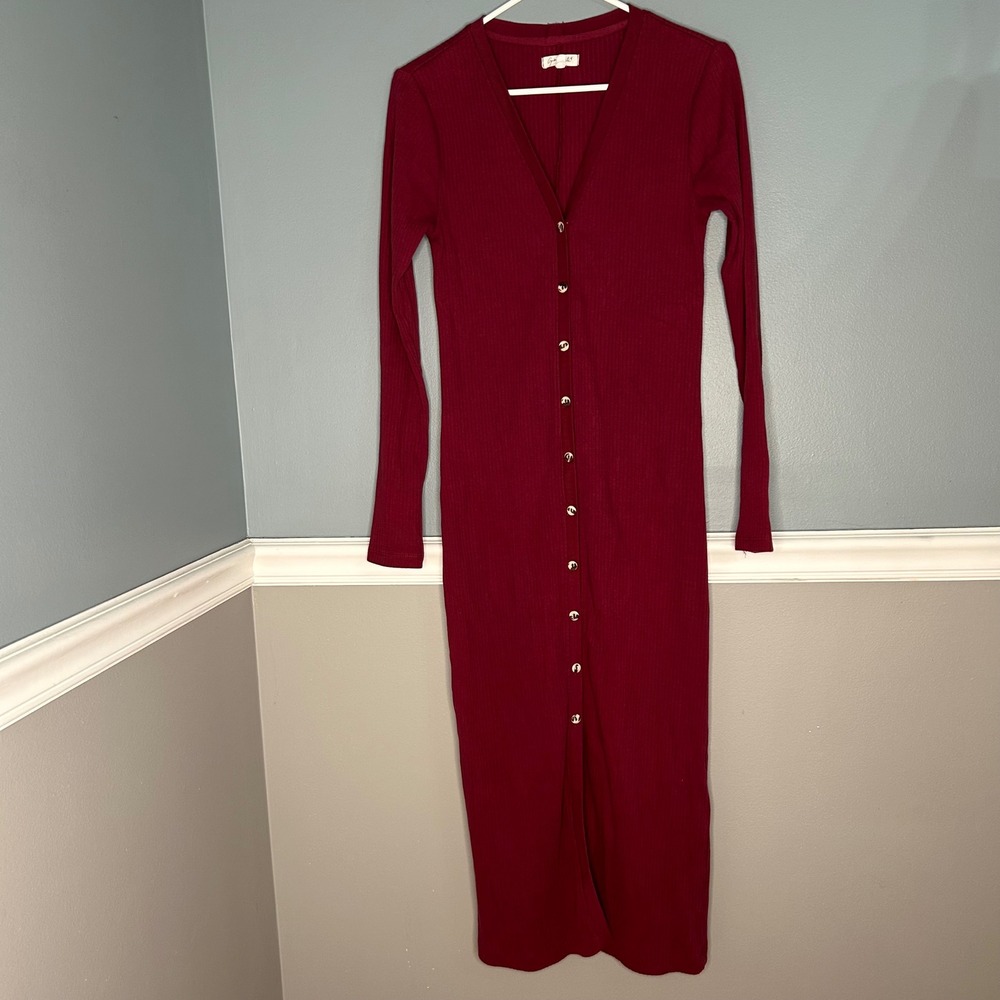 Grey State Burgundy Ribbed Knit Button Front Long Sleeve Midi Dress Small